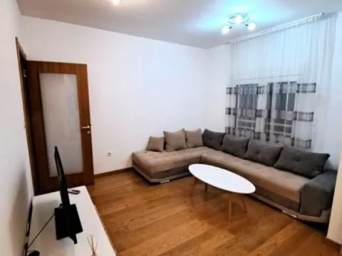 Rent, one bedroom apartment, 48m², Blok 6, Podgorica
