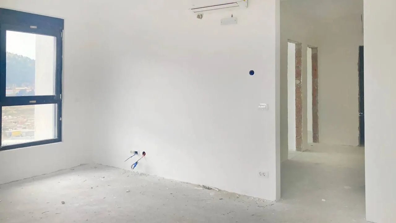 Sale, two bedroom apartment, 74m², Centar, Bar