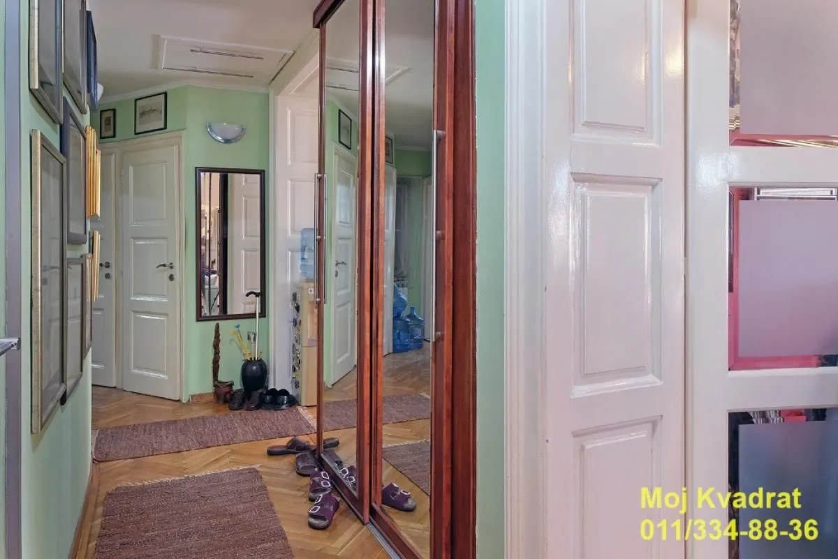 Prodaja, trosoban stan, 110m², Stari Grad, Beograd