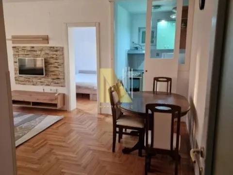 Izdavanje, dvosoban stan, 51m², Bulevar Evrope, Novi Sad Sve Podlokacije - image 2