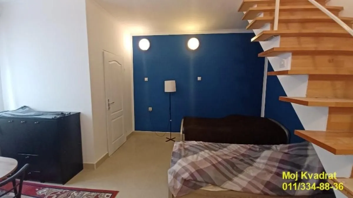 Prodaja, trosoban stan, 66m², Zemun Kalvarija, Zemun Sve Podlokacije
