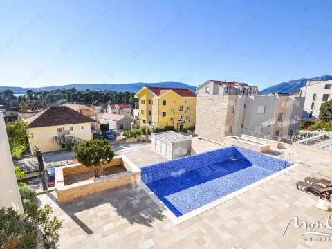 Prodaja, stan, 45m², Tivat, Crna Gora - image 2