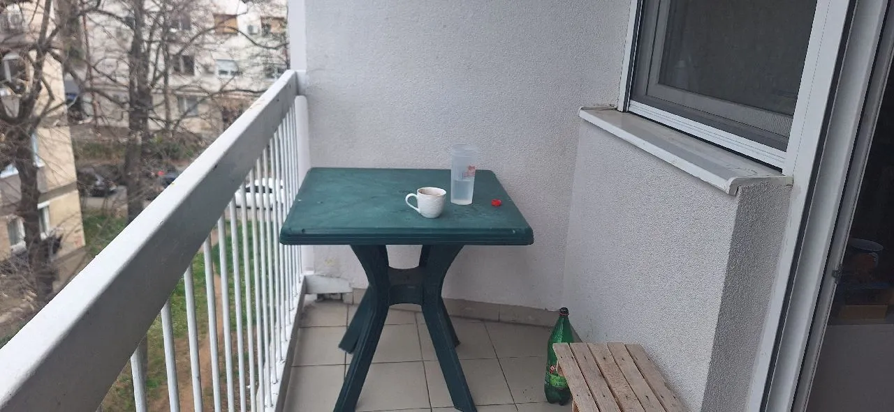 Prodaja, dvosoban stan, 67m², Kanarevo Brdo, Beograd