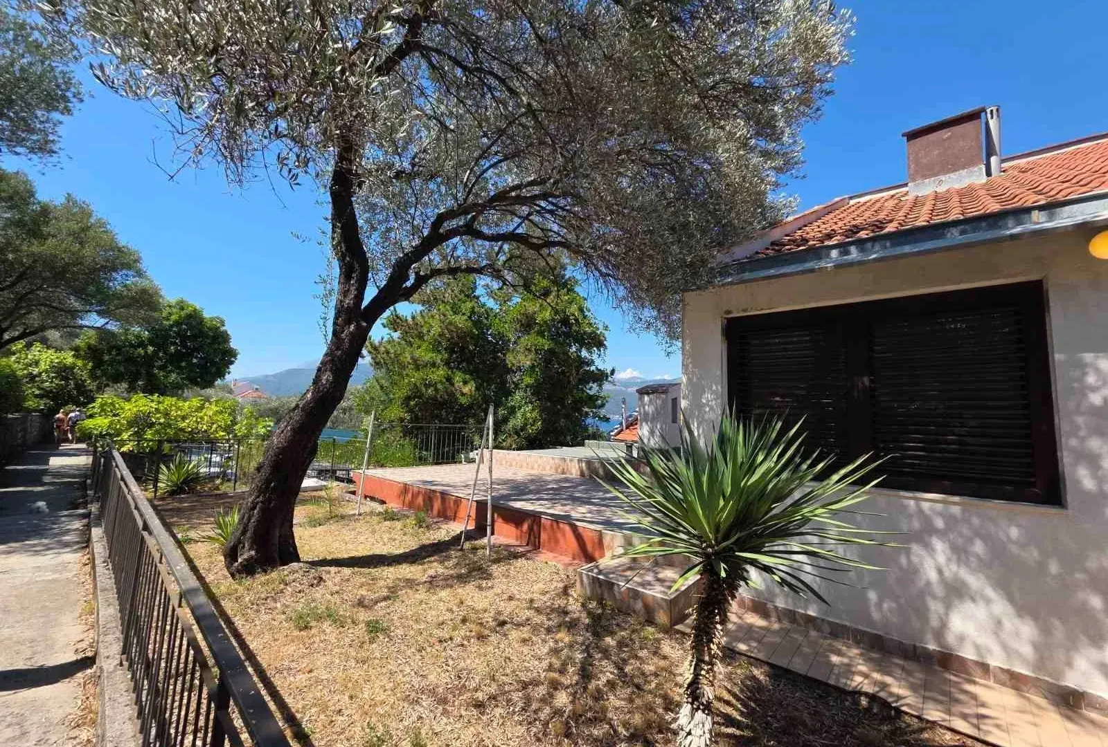 Prodaja, jednosoban stan, 64m², Krašići, Tivat