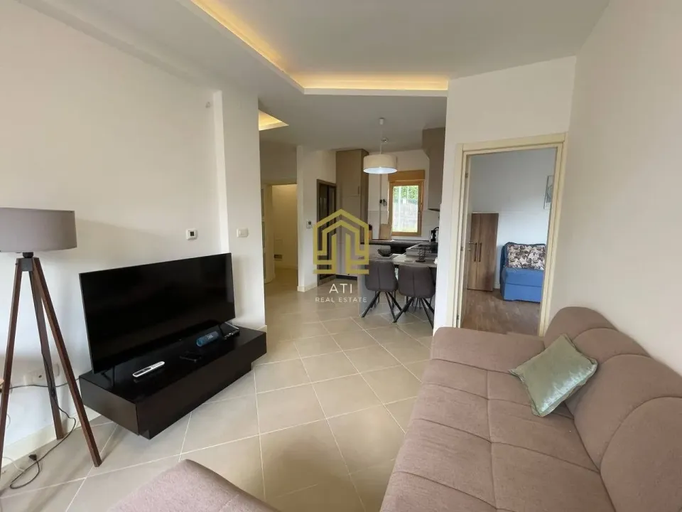 Sale, two bedroom apartment, 62m², Dobrota, Kotor