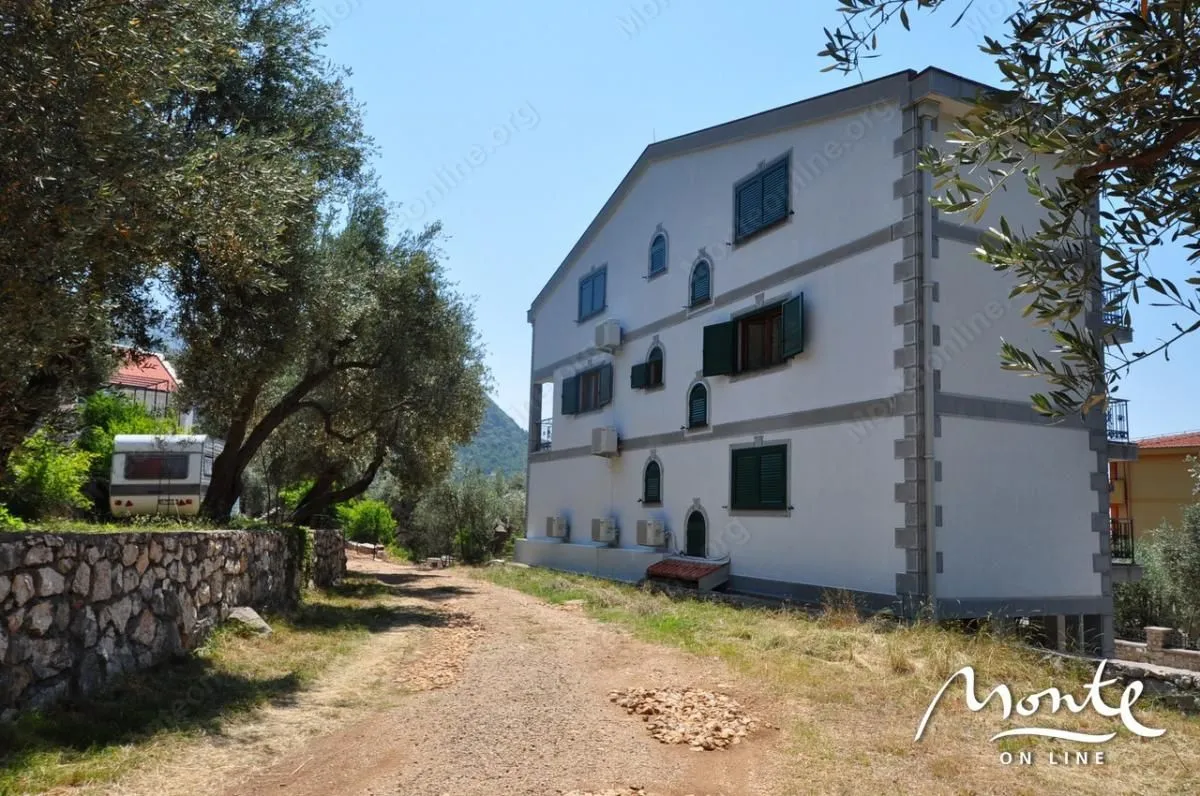Sale, house, 644m², Pržno, Budva