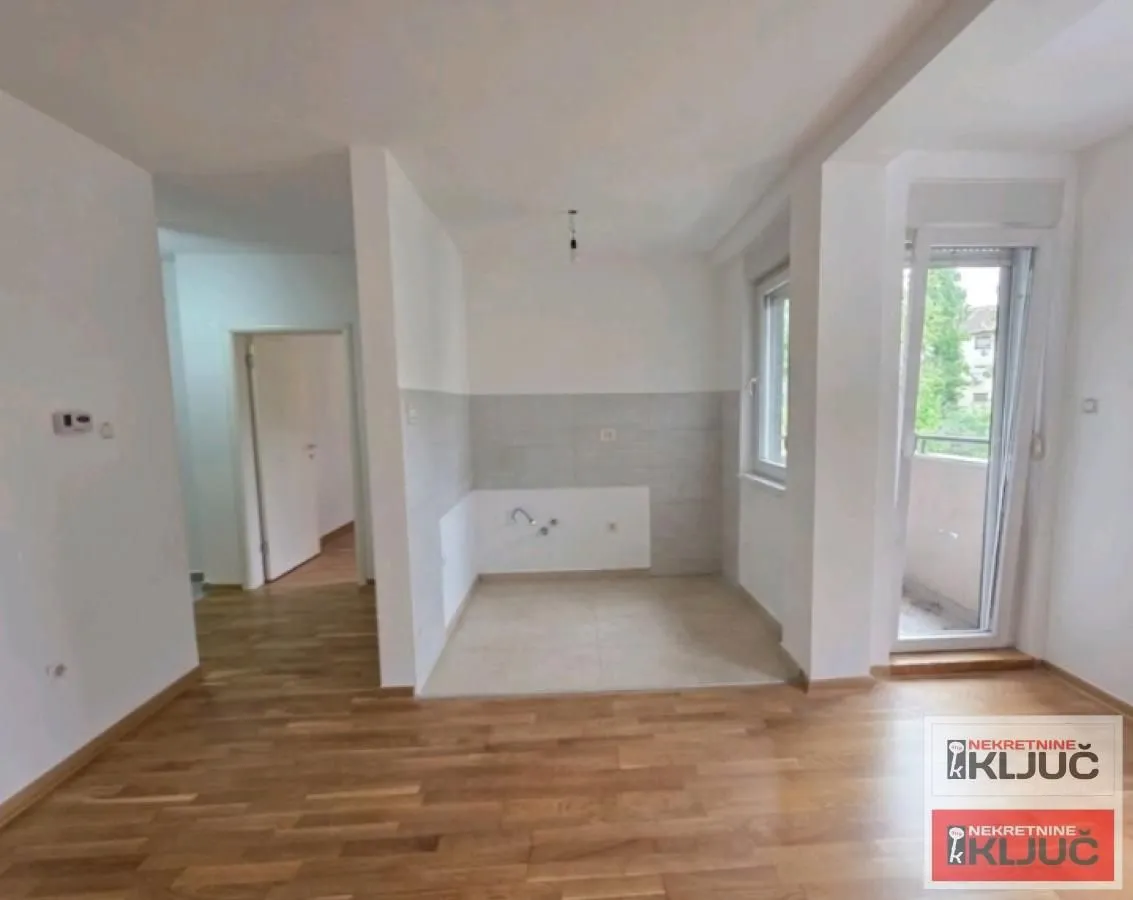 Prodaja, dvosoban stan, 40m², Detelinara, Novi Sad Sve Podlokacije