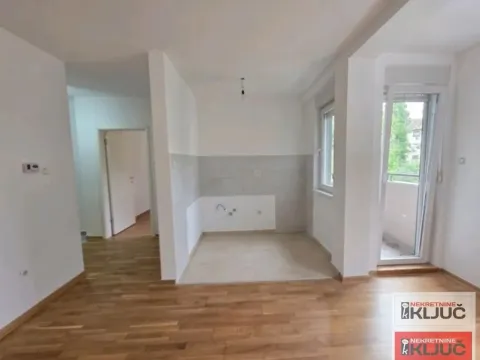 Prodaja, dvosoban stan, 40m², Detelinara, Novi Sad Sve Podlokacije - image 2