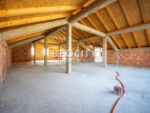 Prodaja, trosoban stan, 200m², Sremčica, Beograd - image 7