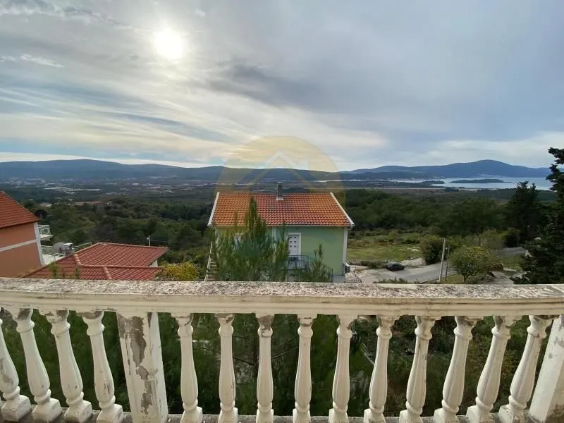 Prodaja, dvosoban stan, 50m², Kavač, Kotor