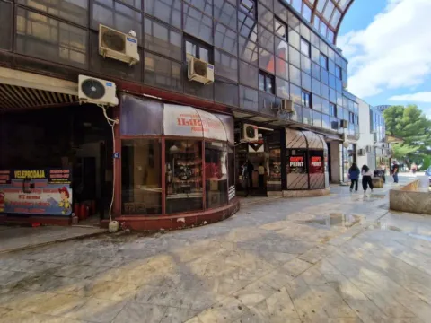 Prodaja, poslovni prostor, 35m2, Preko Morače, Podgorica Prodaja, poslovni prostor, 35m2, Preko Morače, Podgorica