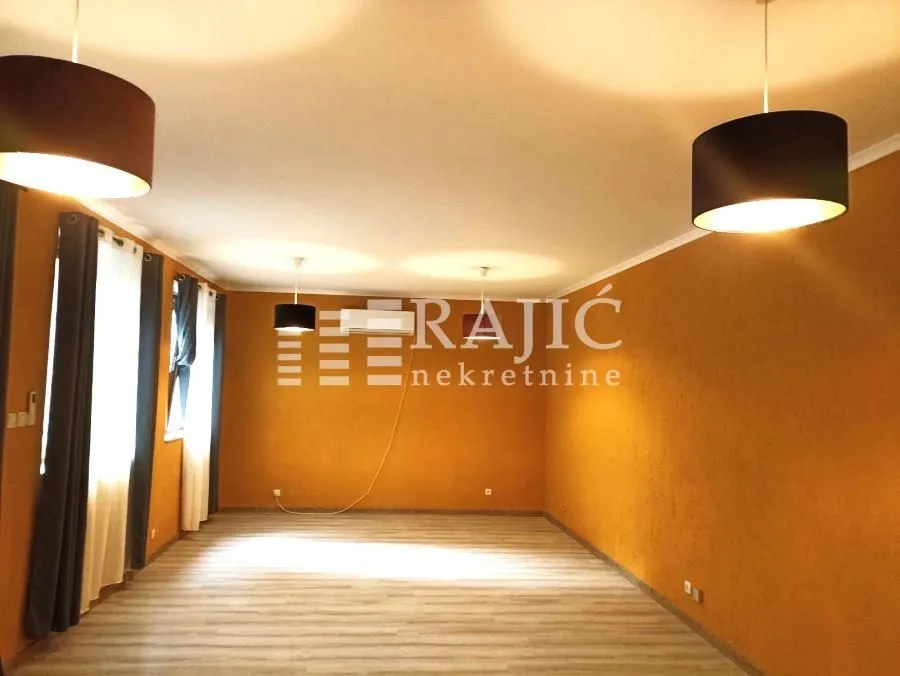 Rent, office space, 127m², Kalemegdan, Beograd