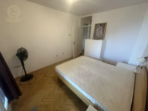 Izdavanje, dvosoban stan, 64m², Savski Venac, Beograd - image 18