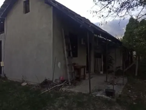 Prodaja, kuća, 32m², Crvene livade, Jagodina - image 14