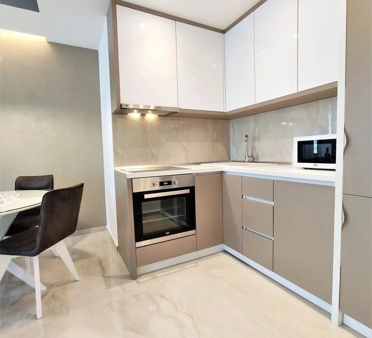 Rent, one bedroom apartment, 46m², Budva, Crna Gora