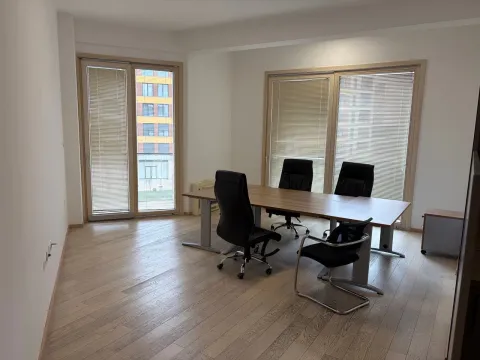 Rent, office space, 72m², Kod Capital Plaze, Podgorica - image 2