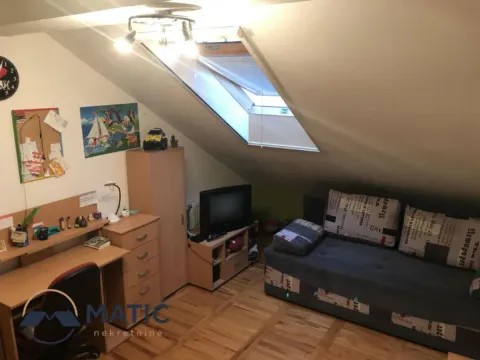 Sale, four bedroom apartment, 98m², Nova Detelinara, Novi Sad Sve Podlokacije - image 5