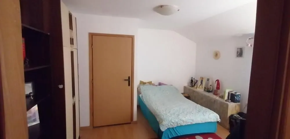 Prodaja, dvosoban stan, 71m², Zemun Centar, Zemun Sve Podlokacije