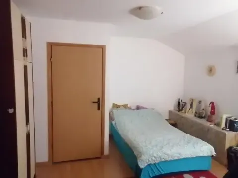 Prodaja, dvosoban stan, 71m², Zemun Centar, Zemun Sve Podlokacije - image 5