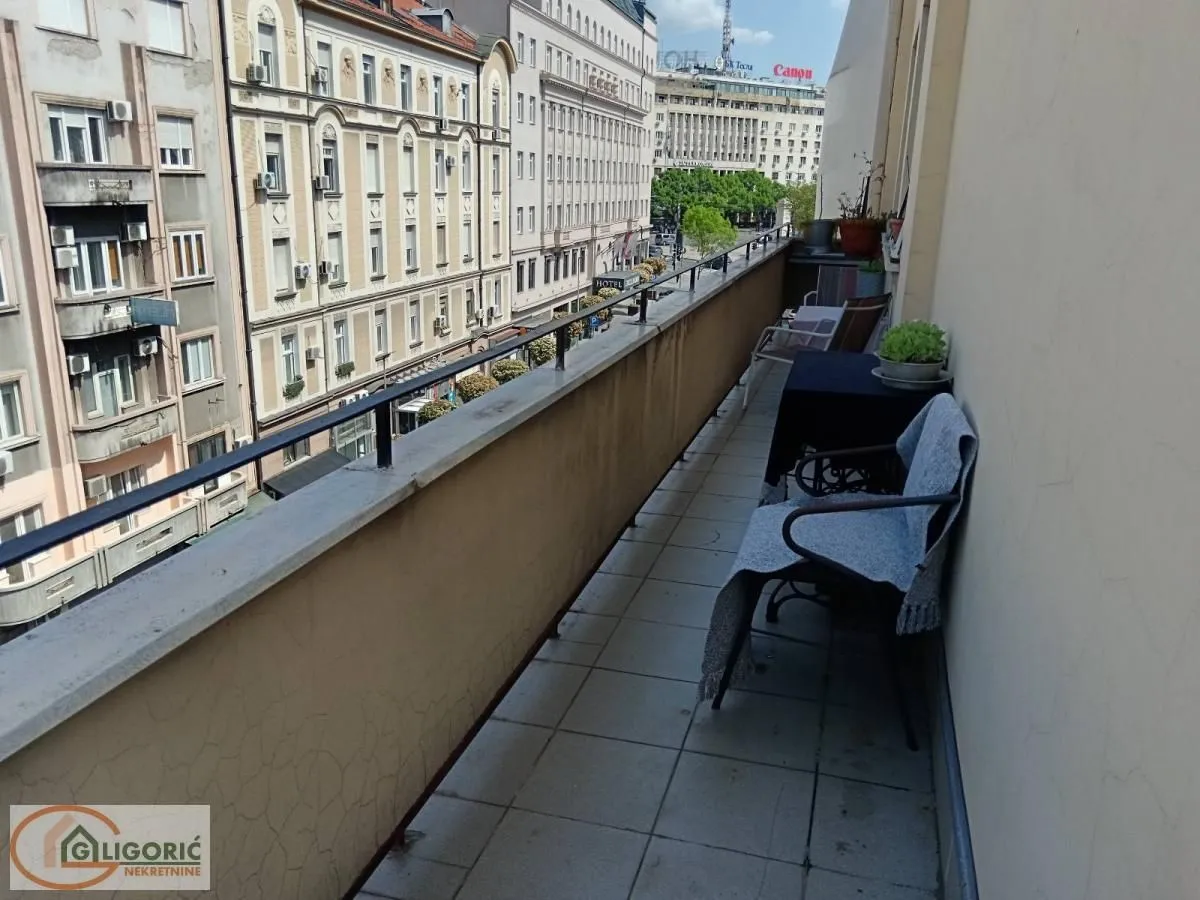 Prodaja, trosoban stan, 90m², Stari Grad, Beograd