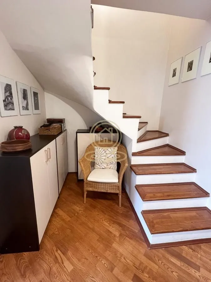 Prodaja, četvorosoban stan, 101m², Adamovićevo Naselje, Novi Sad Sve Podlokacije