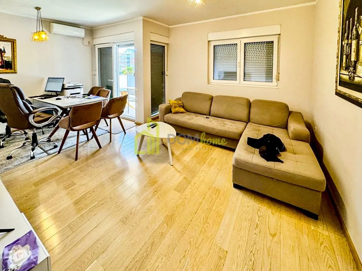 Izdavanje, jednosoban stan, 55m², City Kvart, Podgorica