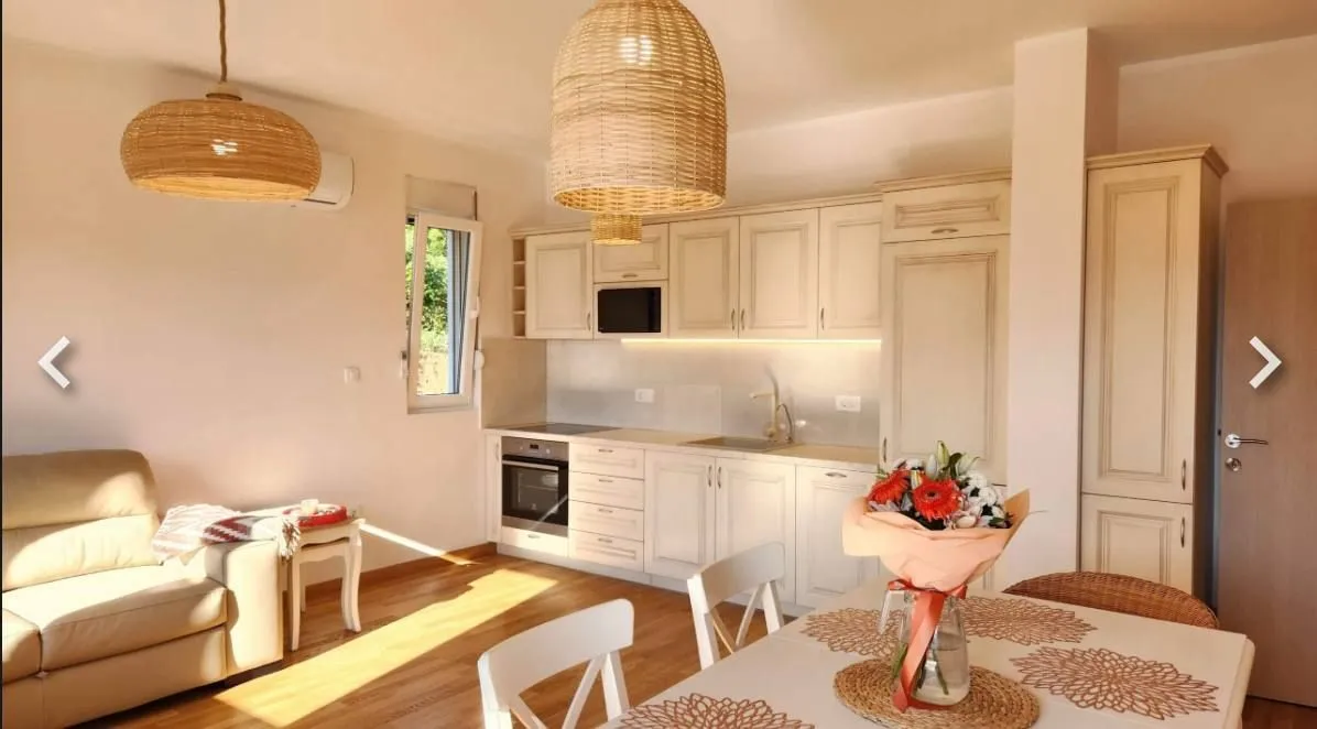 Rent, two bedroom apartment, 65m², Centar, Budva