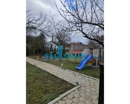 Rent, three bedroom apartment, 56m², Zemun Gornji Grad, Zemun Sve Podlokacije - image 8