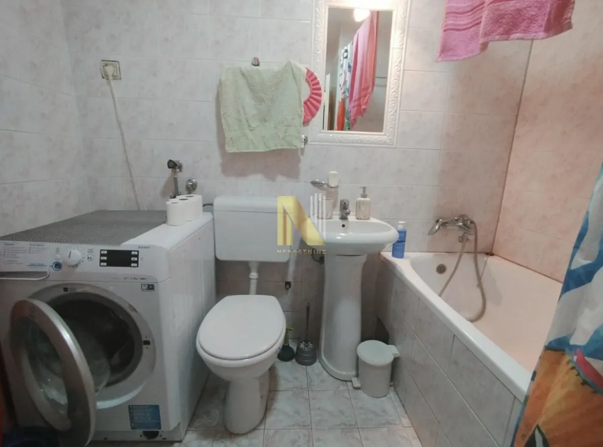 Izdavanje, trosoban stan, 77m², Liman 3, Novi Sad Sve Podlokacije