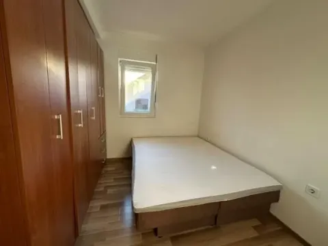Rent, house, 70m², Tološi, Podgorica - image 9