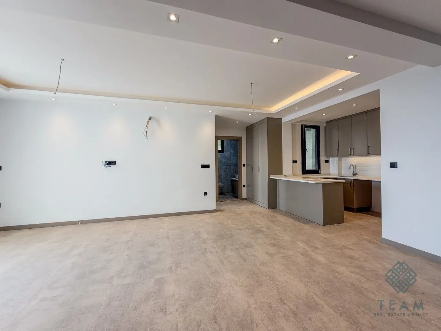Prodaja, trosoban stan, 93m², Komoševina, Budva