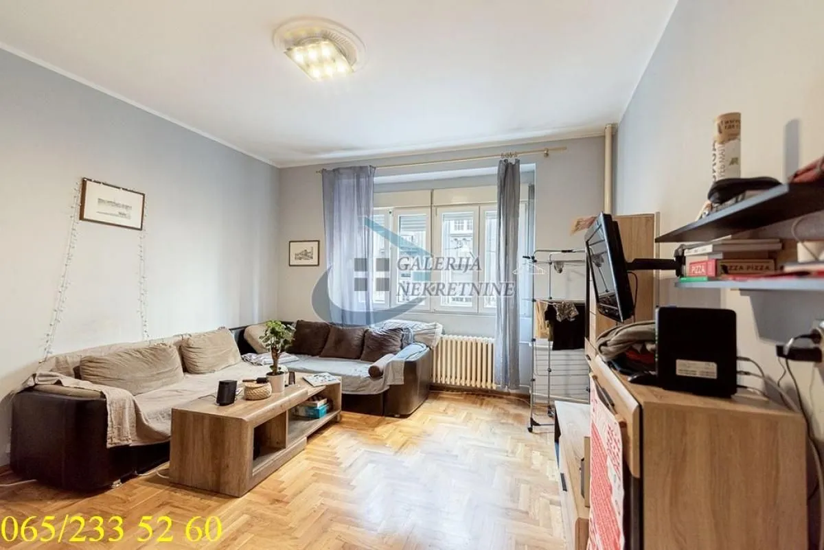 Prodaja, dvosoban stan, 59m², Stari Grad, Beograd