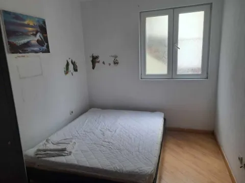 Izdavanje, dvosoban stan, 70m², Budva, Crna Gora - image 8