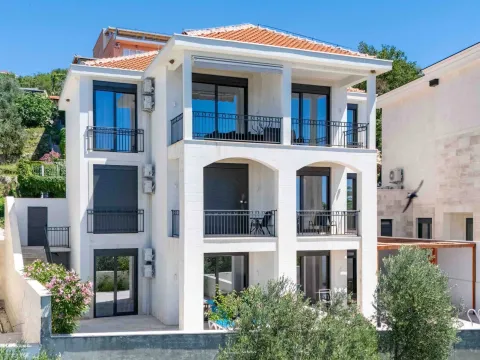 Sale, one bedroom apartment, 50m², Skočiđevojka, Budva - image 4
