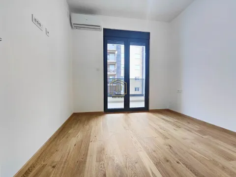 Rent, two bedroom apartment, 53m², City Kvart, Podgorica - image 5