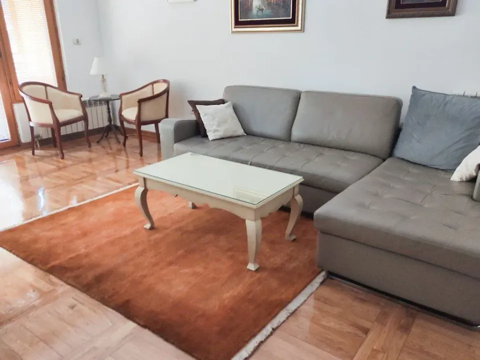 Izdavanje, jednosoban stan, 65m², Preko Morače, Podgorica
