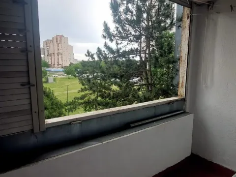 Izdavanje, jednosoban stan, 50m², Blok 5, Podgorica - image 10