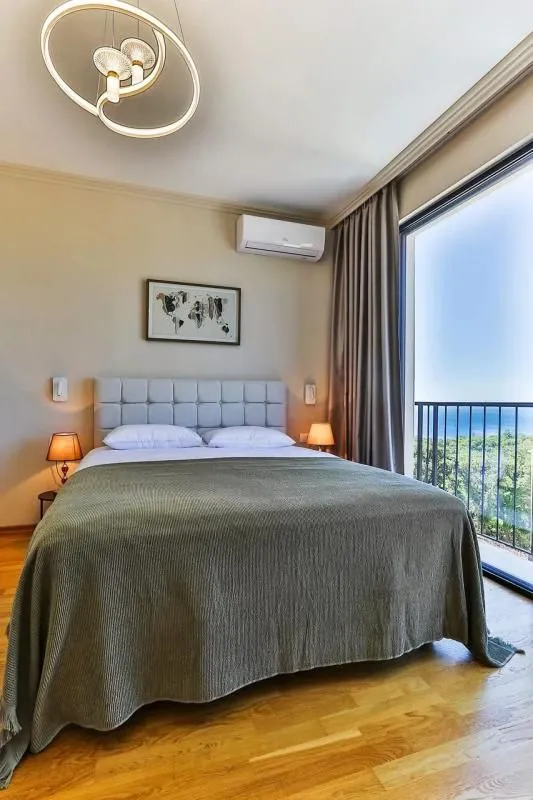 Sale, house, 223m², Sveti Stefan, Budva