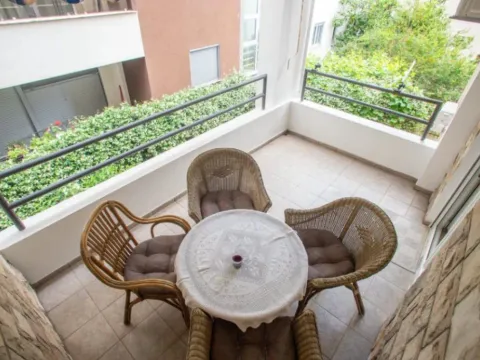 Sale, two bedroom apartment, 78m², Centar, Budva - image 3