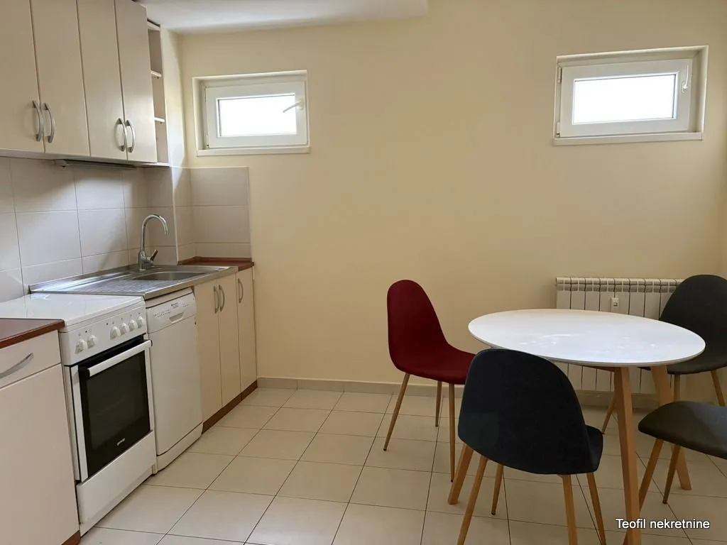 Prodaja, dvosoban stan, 69m², Lekino Brdo, Voždovac Sve Podlokacije