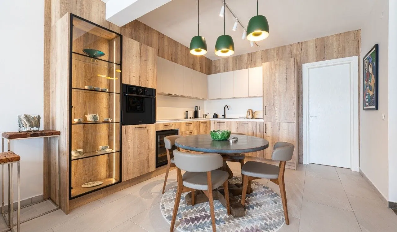 Prodaja, dvosoban stan, 67m², Opatovo, Tivat