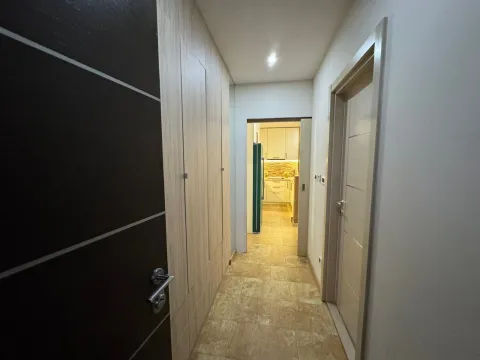 Sale, two bedroom apartment, 82m², Budva, Crna Gora - image 12