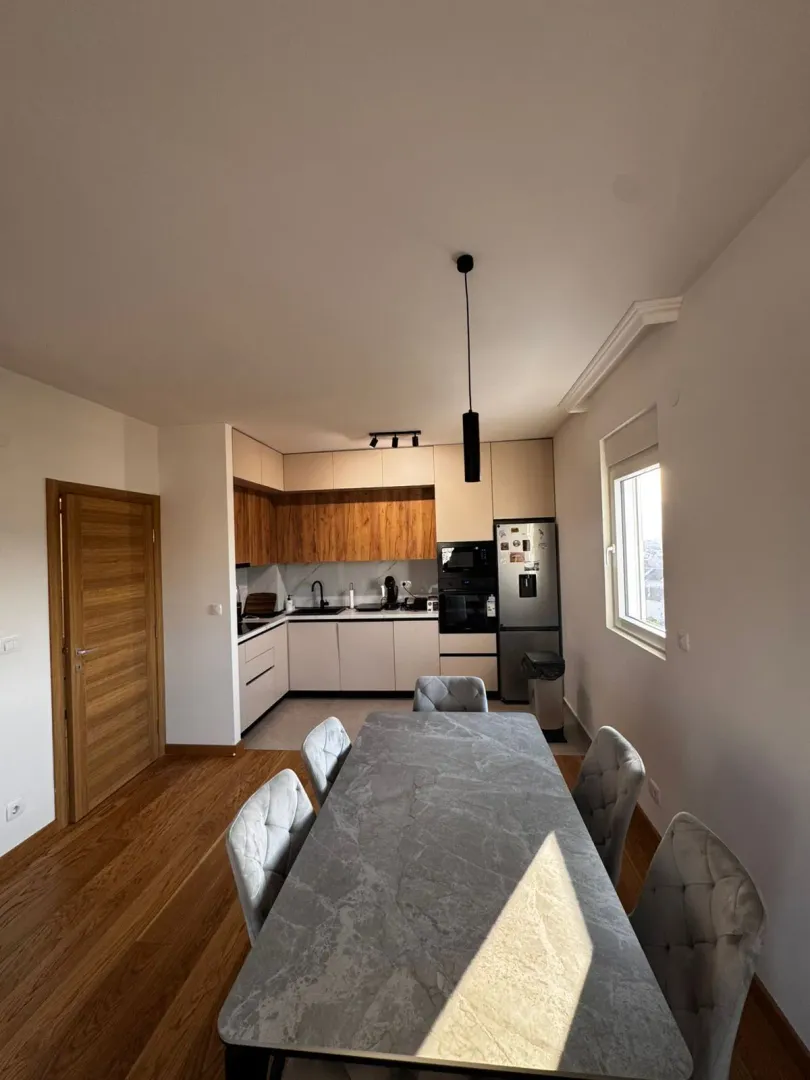 Prodaja, dvosoban stan, 72m², New City, Podgorica