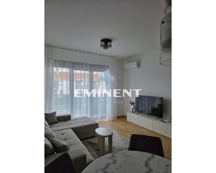 Izdavanje, dvosoban stan, 65m², Bežanijska Kosa 3, Bežanijska Kosa Sve Podlokacije