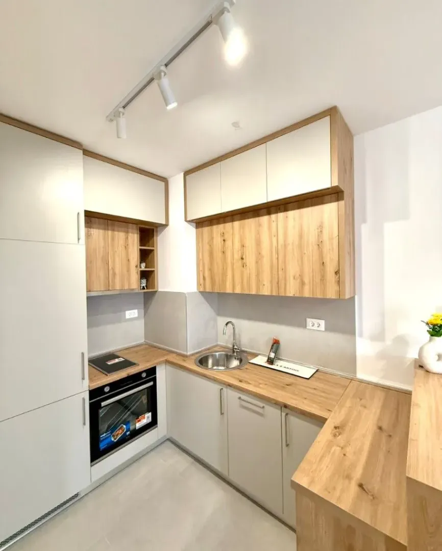 Izdavanje, jednosoban stan, 47m², Stari Aerodrom, Podgorica