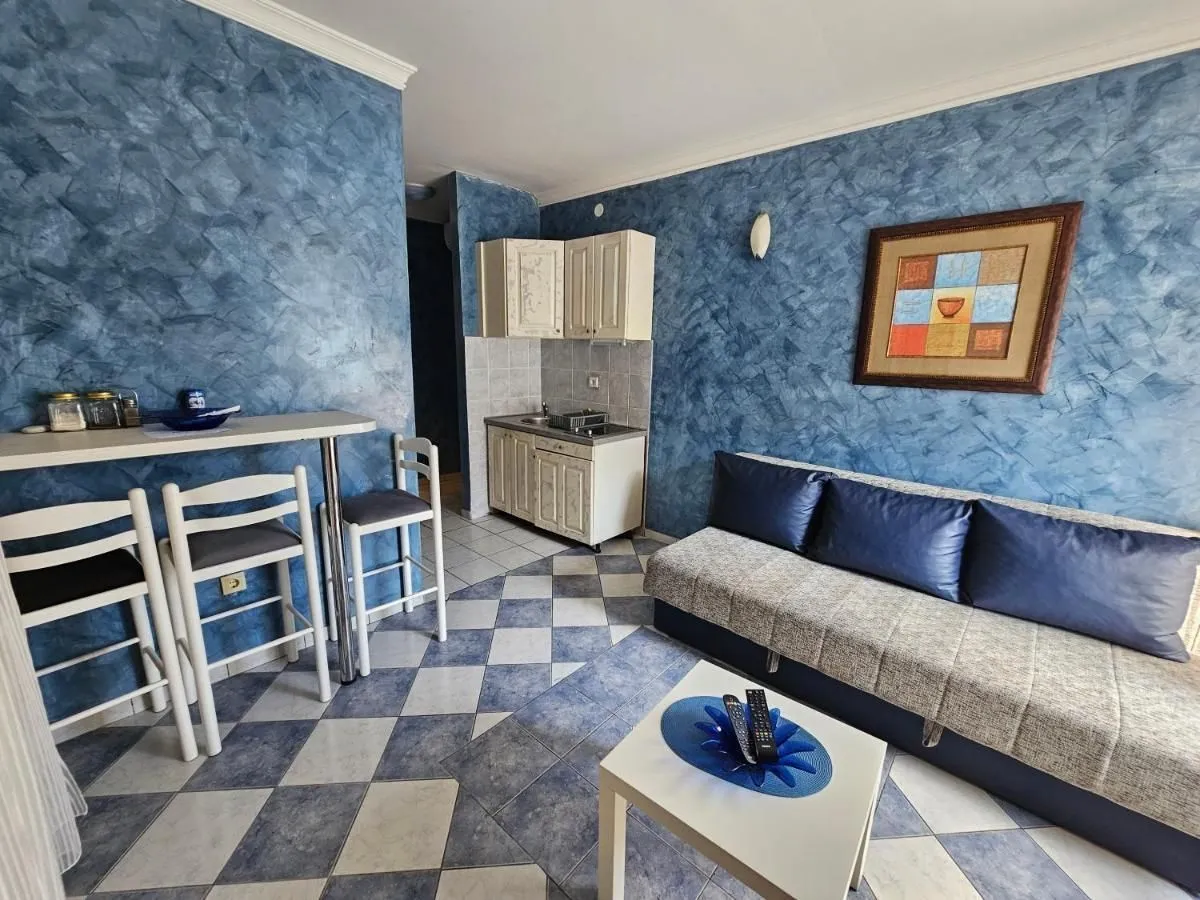Prodaja, kuća, 420m², Prčanj, Kotor