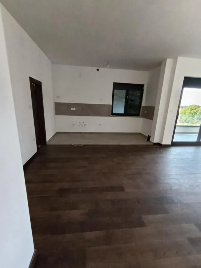 Prodaja, četvorosoban stan, 140m², Sremska Kamenica, Petrovaradin