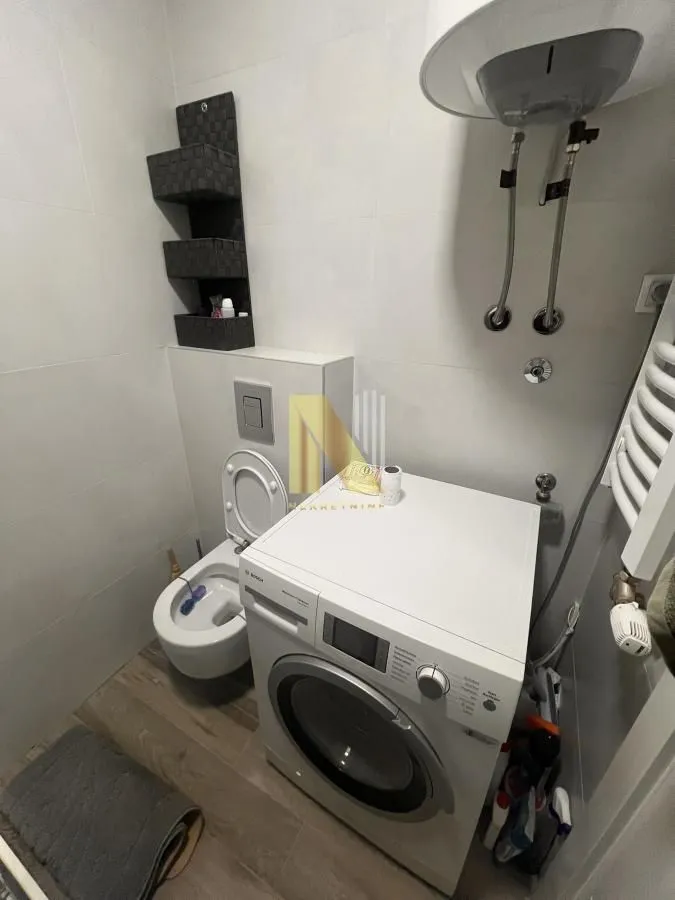 Izdavanje, jednosoban stan, 39m², Salajka, Novi Sad Sve Podlokacije