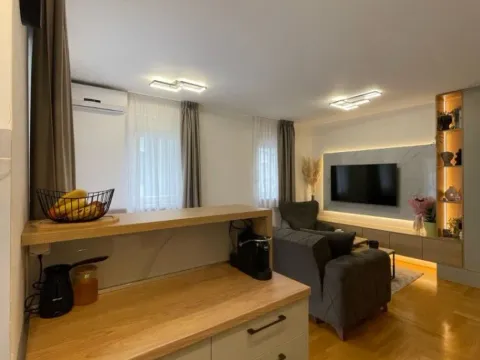 Prodaja, dvosoban stan, 57m², Dubovica, Budva - image 2