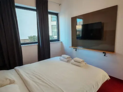 Sale, two bedroom apartment, 83m², Bečići, Budva - image 6